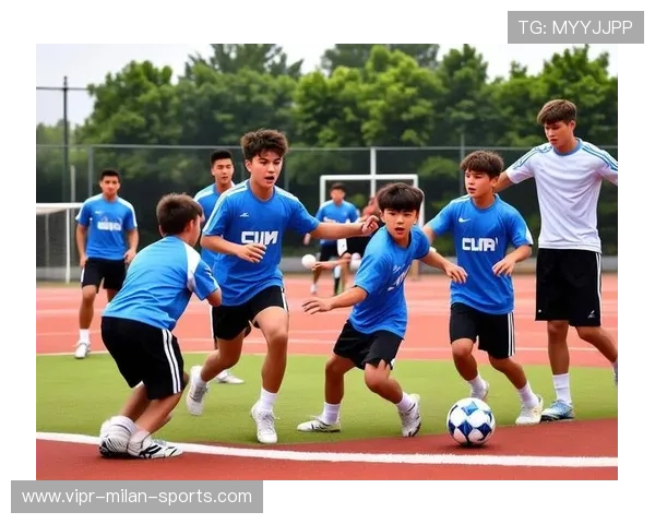 朗斯将边路渗透训练打造成青年营核心，引领足球青训新潮流