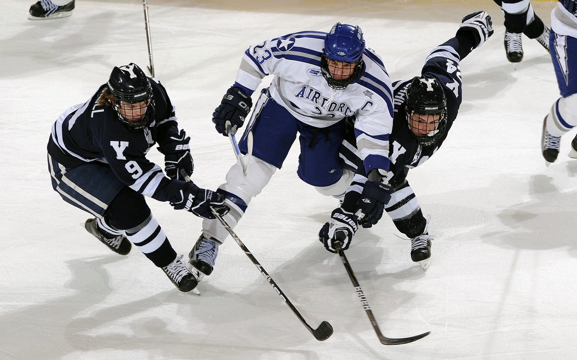 详细阅读:米兰体育网址-《ApexLegends》“极夜突袭”地图上线,战局百变! 米兰体育网址-《ApexLegends》“极夜突袭”地图上线,战局百变!